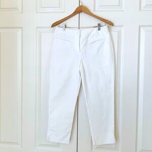 CHICO’S WHITE Capri/Above the Ankle Pants Zipper Front